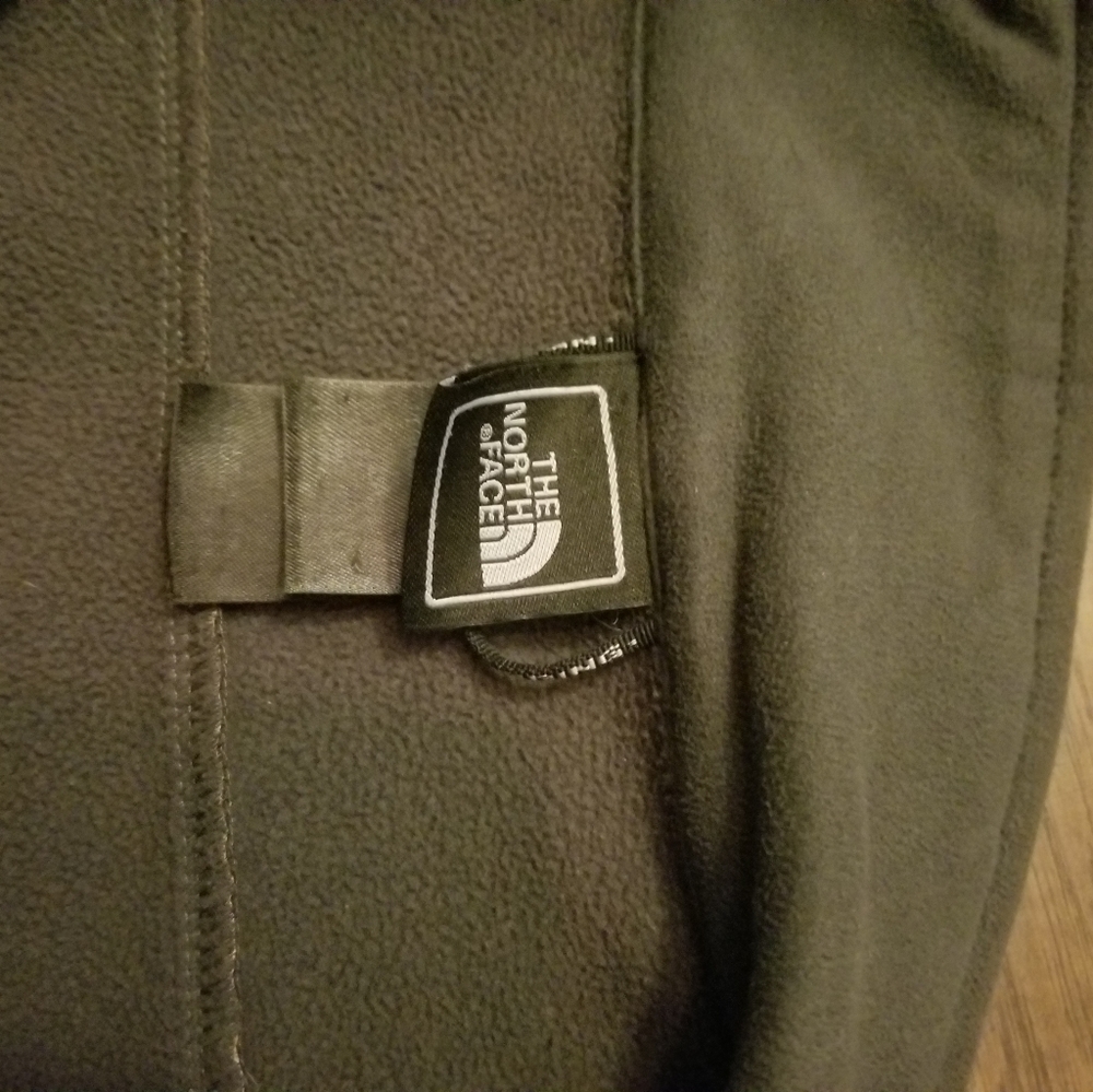 North Face TNF Apex - Picture 4 of 4
